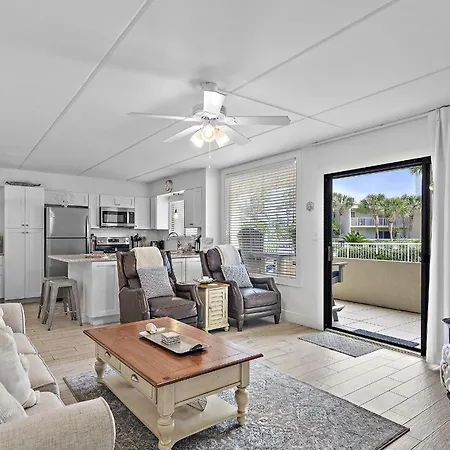 Unit A 102 Apartment
